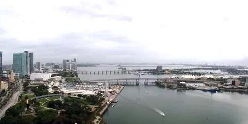 Bayfront Park, vista de la Bahía de Biscayne Cámara web