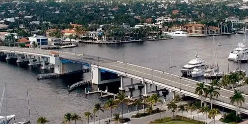 Pont E Las Olas blvd sur la rivière Middle Caméra web