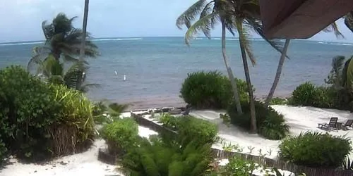 Coastal Breezes Beach House webcam - San Pedro