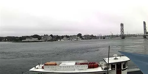 Memorial bridge webcam