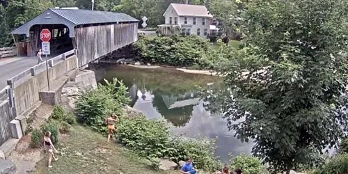 Río loco - Puente de Waitsfield webcam - Montpelier