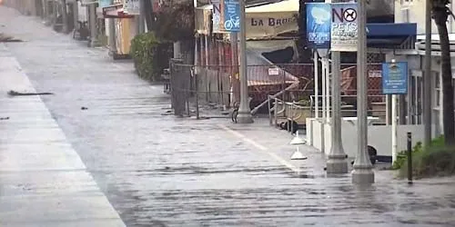 Hollywood Beach Broadwalk webcam - Hollywood