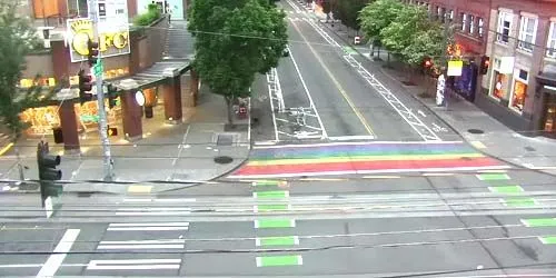 crossroads E Pike St & Broadway Webcam