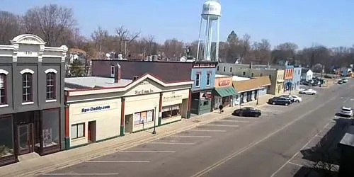 Shops and cafes in the center of Vicksburg suburb webcam - Kalamazoo