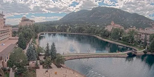 Cheyenne Mountain, Cheyenne Lake Webcam