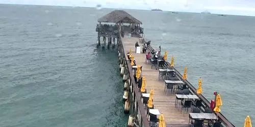 Cocoa Beach Pier webcam - Titusville