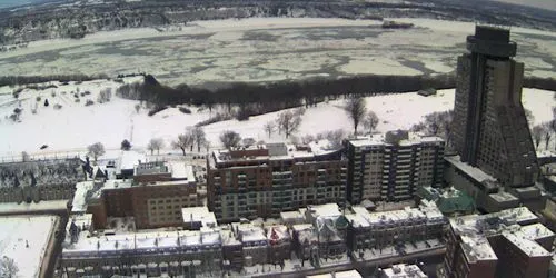 Hotel Le Concorde webcam - Quebec