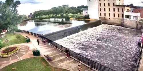 City of Northfield - Cannon River Dam webcam - Minneapolis