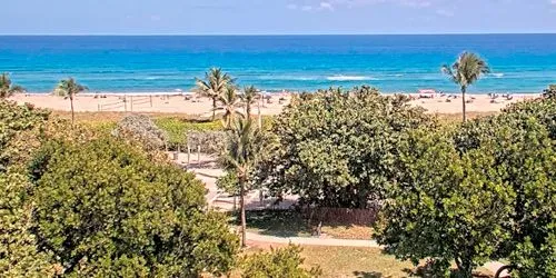 Beach on the coast of Delray Beach Webcam