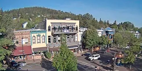 Ashland Downtown Plaza webcam - Medford