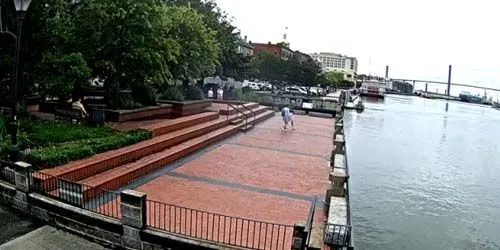 The square on the embankment webcam