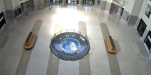 Foucault Pendulum at the University Webcam