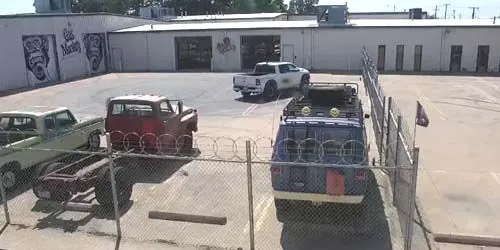 Gas Monkey Garage webcam - Dallas