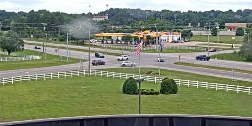 Gas station at the entrance to the city webcam - Cadiz