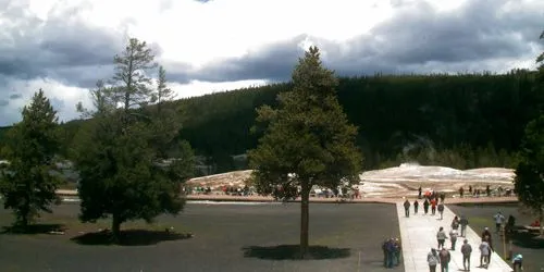 Viejo géiser fiel en el Parque Nacional Yellowstone webcam - Jackson