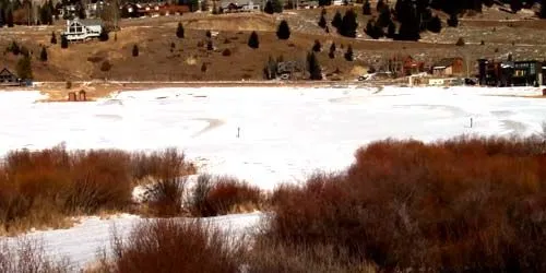 Parcours de golf, hôtels à flanc au Big Sky Resort Caméra web