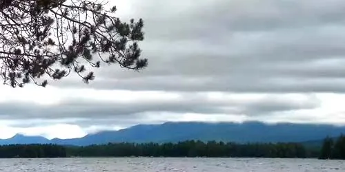 Lago Millinocket, vista del monte Katahdin Cámara web