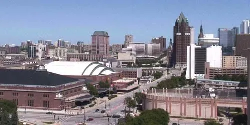 UW-Milwaukee Panther Arena, W Kilbourn ave Cámara web