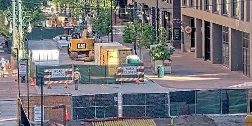 Larimer Street, Station market view webcam