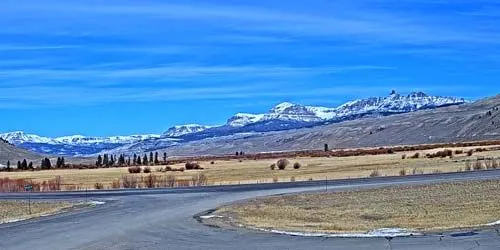 Picos montañosos en los alrededores webcam - Dubois