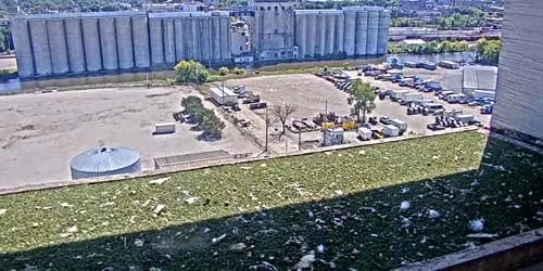 Hawk Nest à la centrale électrique de We Valley webcam - Milwaukee