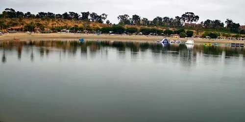 Complejo turístico frente al mar de Newport Dunes webcam - Los Ángeles