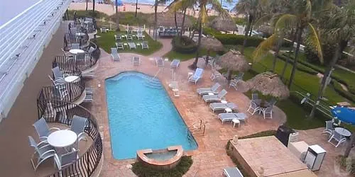 High Noon Beach Resort, Lauderdale-By-The-Sea Webcam screenshot