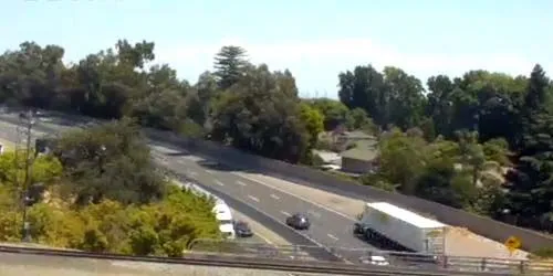 Circulation dans le secteur du parc régional Sutters Landing webcam - Sacramento