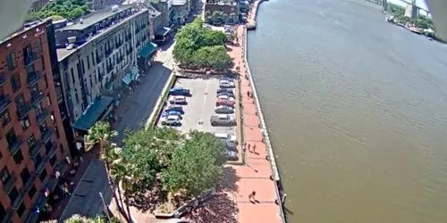 117 W River St Parking Webcam