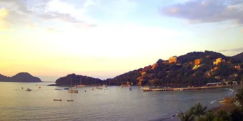 Jetée marine, yachts et bateaux webcam - Zihuatanejo