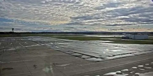 Airport runway webcam - Syracuse