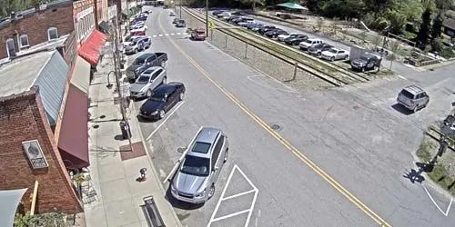 Traffic in the suburb of Saluda Webcam