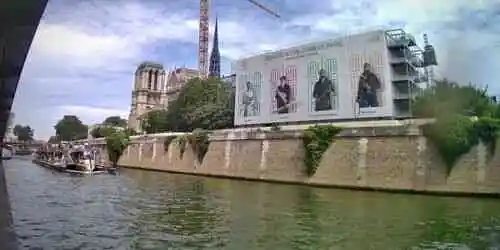 Río Sena y Notre Dame Cámara web