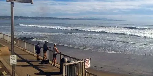 View of the Soquel bay in the suburb of Capitola webcam