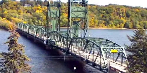 Bridge over the St. Croix in the suburb of Stillwater webcam