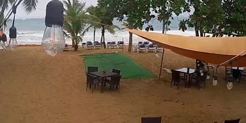 Beach at Hotel Villa Taina webcam - S. F. de Puerto Plata