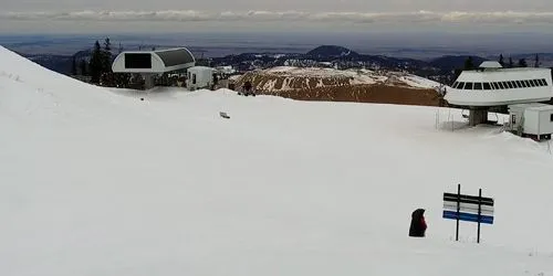 Terry Peak Ski Resort - top station webcam - Rapid City