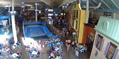 Avalanche Bay Indoor Waterpark, Boyne Mountain webcam