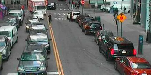 Traffic on Water Street webcam - New York