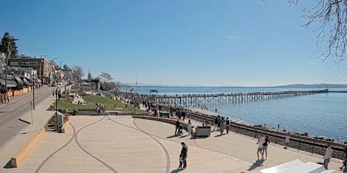 White Rock Pier webcam - Vancouver